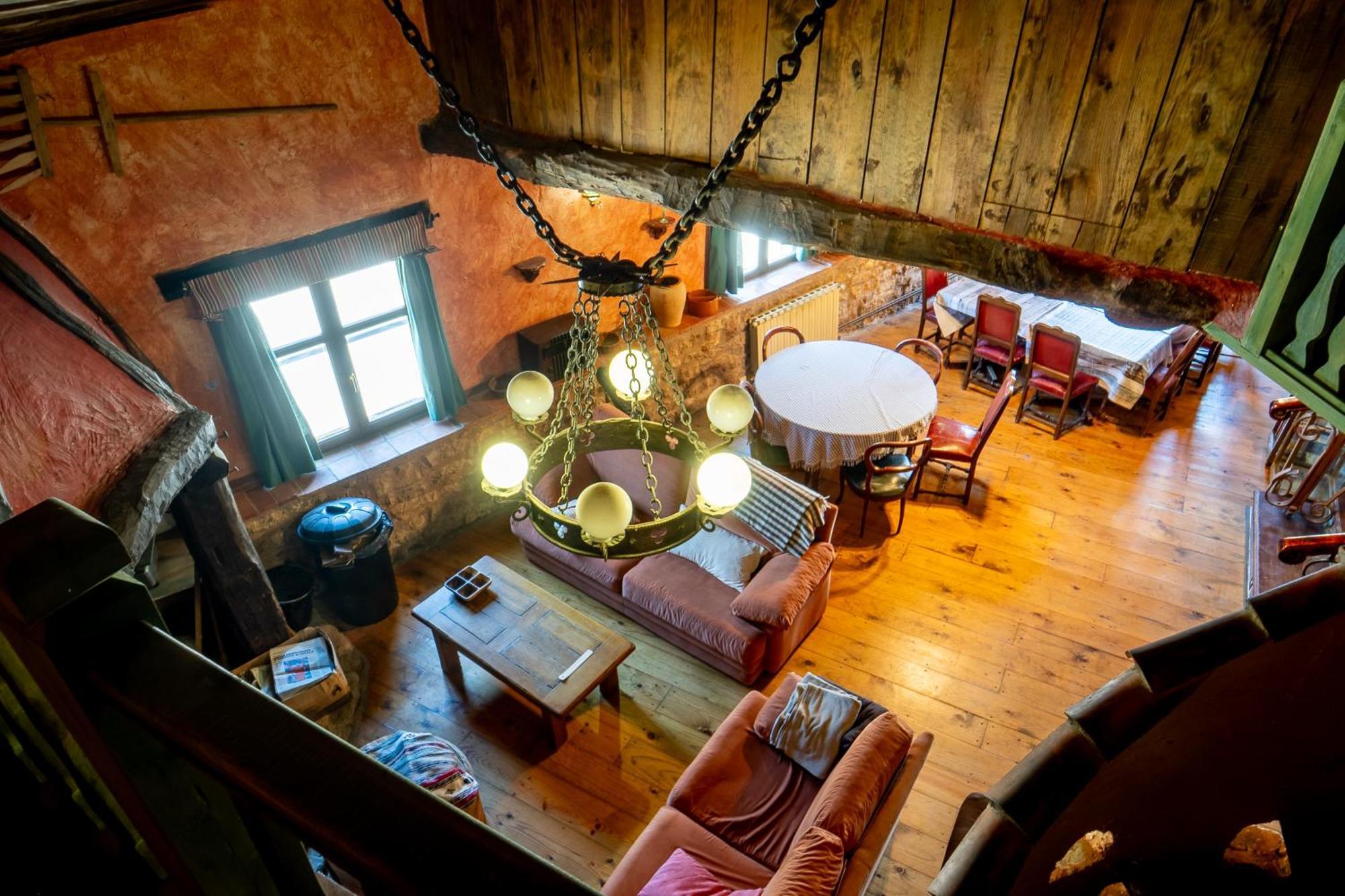 Hostel Atapuerca Inpulso Eksteriør bilde